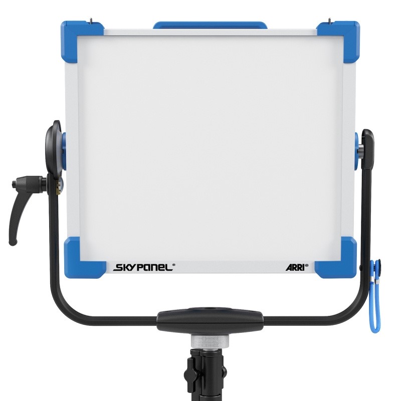 Arri S30-C MAN blue/silver Schuko L0.0007712 9111000077129