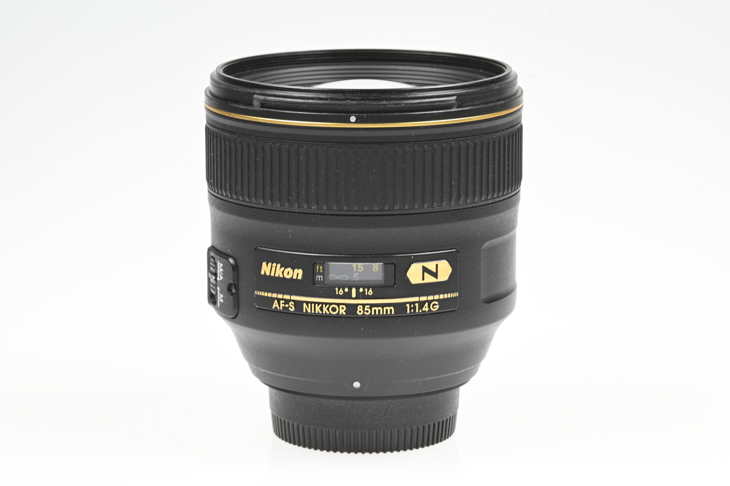 Gelegenheit Nikon AF-S 85/1,4 G IF + Nikon HB-55 Gegenlichtblende + Nikon Schutzbeutel Zustand A-