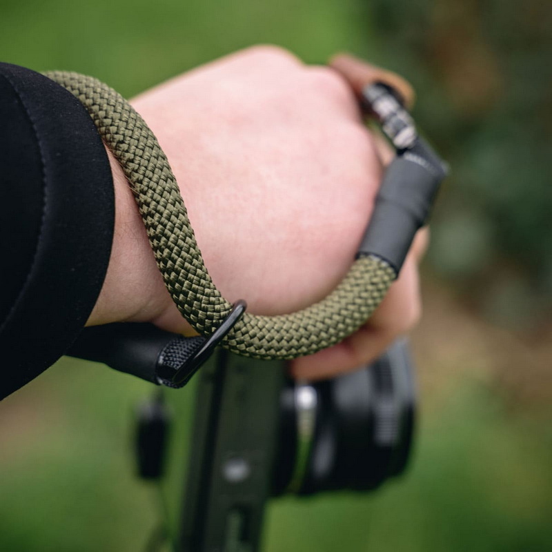 Kamera Handschlaufe “The Loop” aus Kletterseil Military Olive 4260572670940