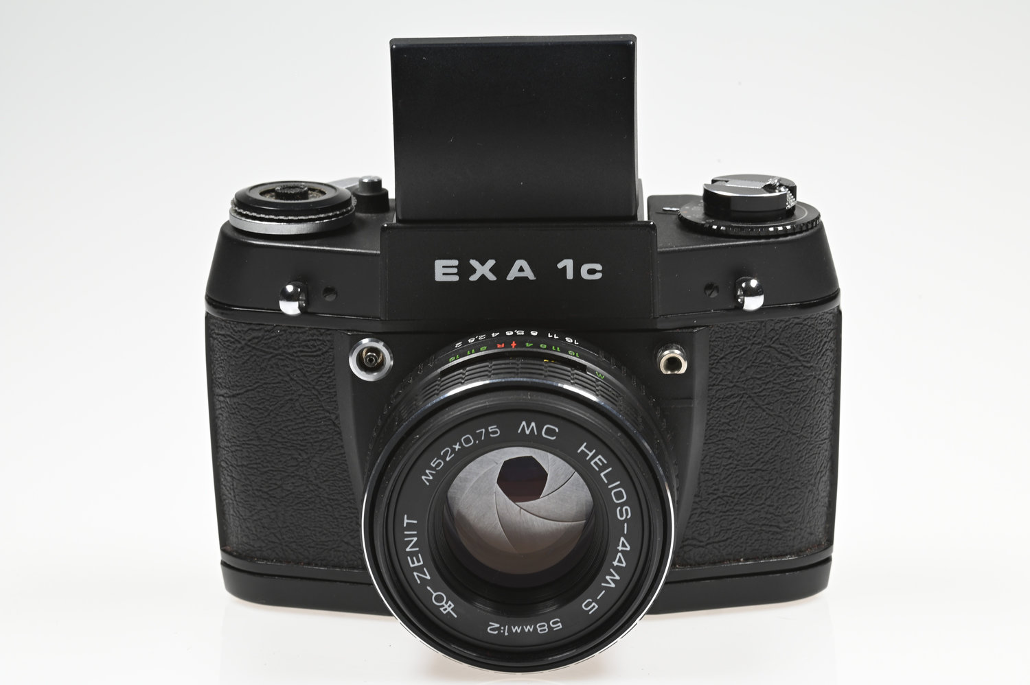 Gelegenheit Exa 1c Gehäuse +  Zenit Helios 58/2,0 MC Zustand A-