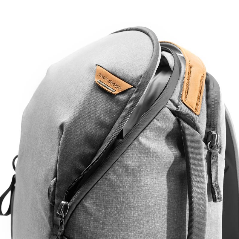Peak Design Everday Backpack V2 Zip 15 Liter - Ash Hellgrau 0818373021498