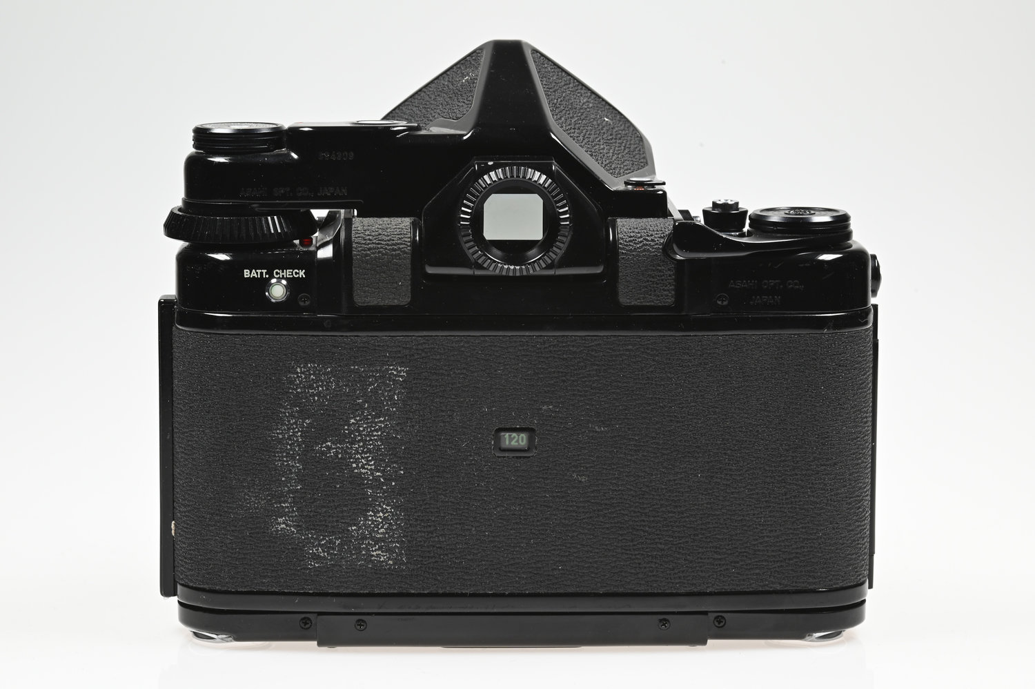 Gelegenheit Pentax 67 Gehäuse + Pentax 67 TTL Prismensucher (Delle am Prismensucher, voll funktionstüchtig!) Zustand B-