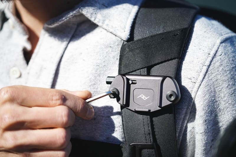 Peak Design Capture Clip v3 inkl. Standard Plate - Schwarz 4251070340428