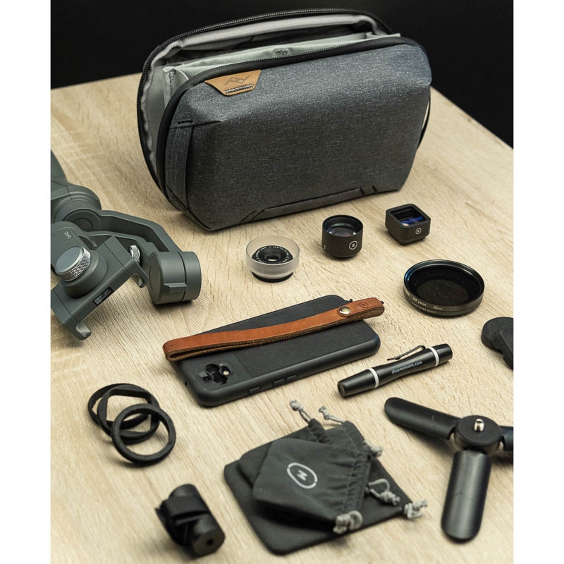Peak Design Tech Pouch - Charcoal ( Dunkelgrau ) -Organizer-Tasche 0818373022402