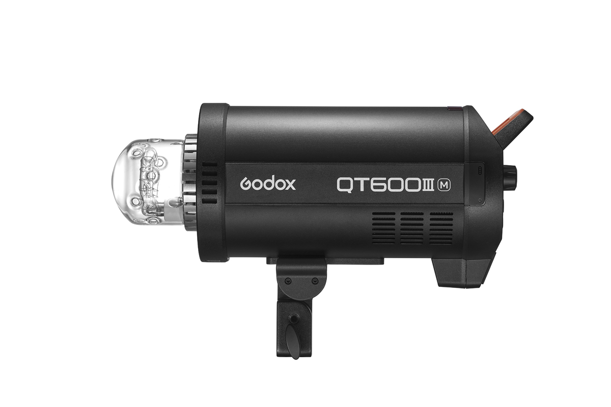 Godox QT600III-M Studioblitzgerät mit LED Einstelllicht 6952344219744