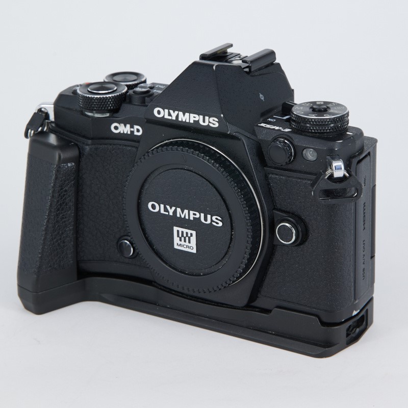 Gelegenheit Olympus OM-D E-M5 Mark II Zustand B- 1712020120215
