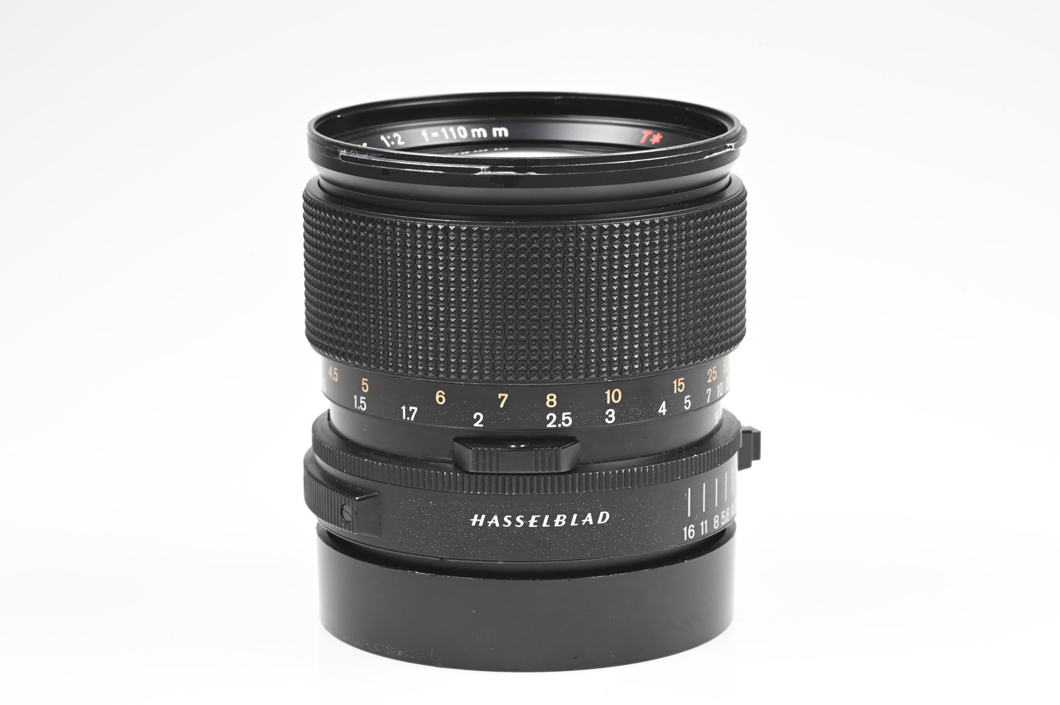 Gelegenheit Hasselblad Carl Zeiss Planar 110/2 T* + Hasselblad 110 Gegenlichtblende Zustand A-