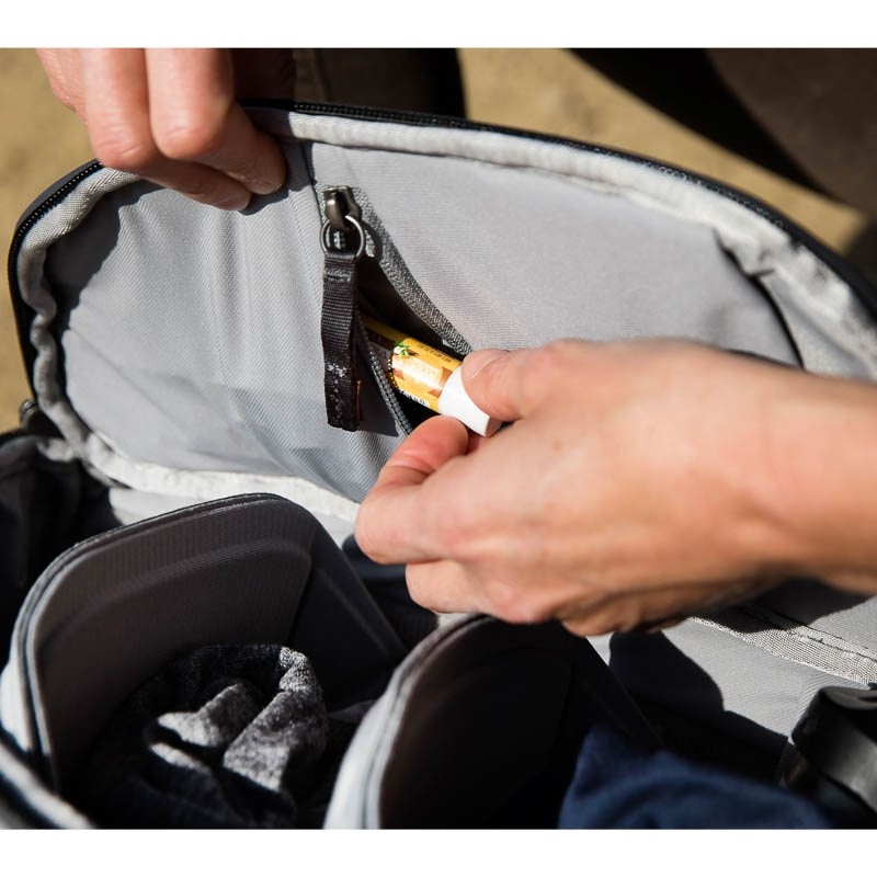 Peak Design Everday Backpack V2 Zip 15 Liter - Ash Hellgrau 0818373021498