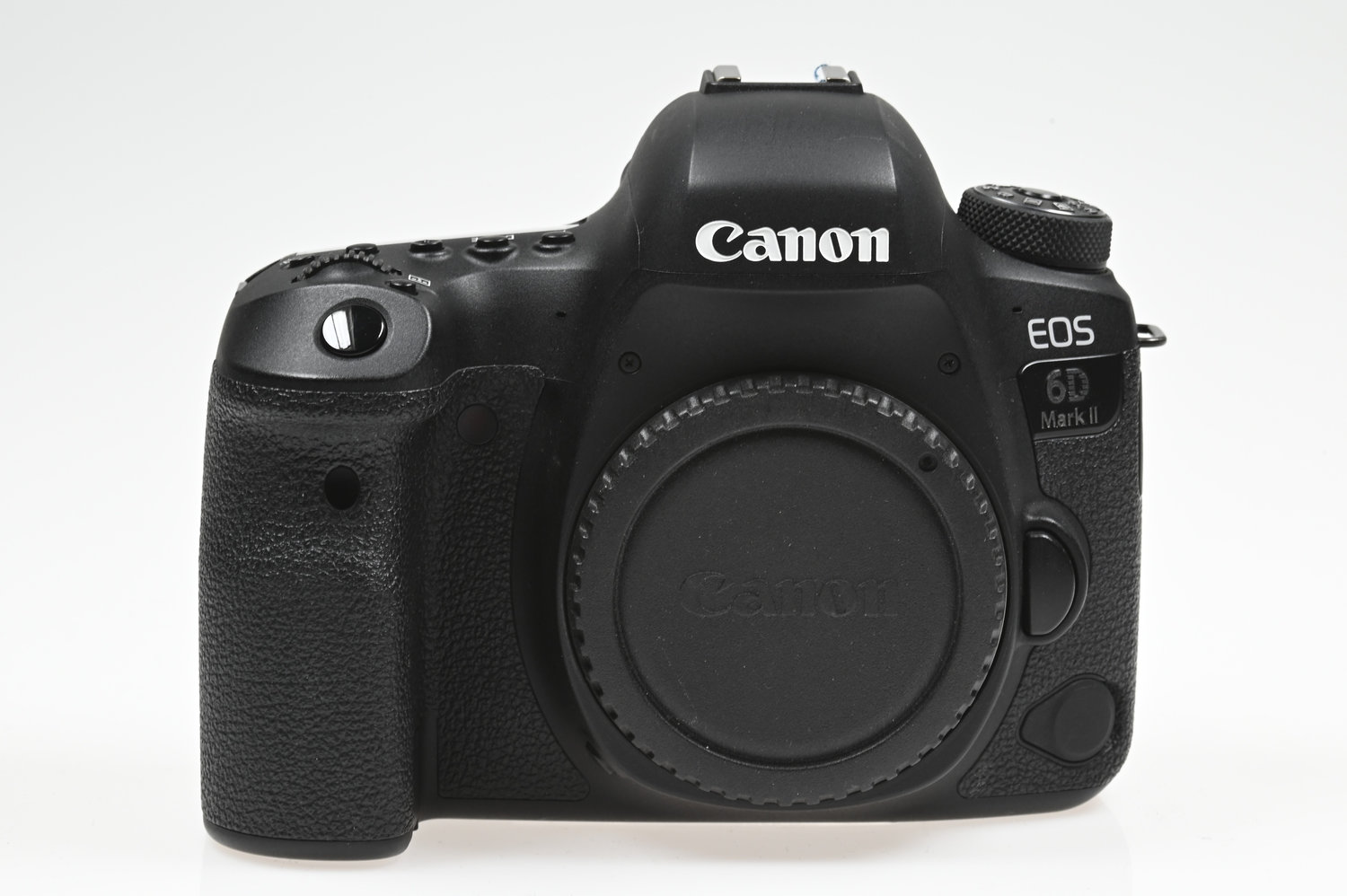 Gelegenheit Canon EOS 6D Mark II Gehäuse + Canon EP-EX15II Okularverlängerung + Ravpower Zubehör Zustand A-