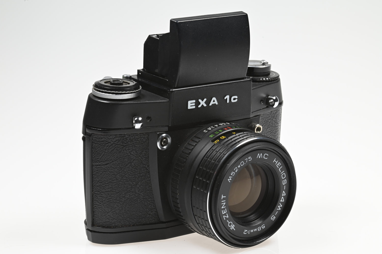 Gelegenheit Exa 1c Gehäuse +  Zenit Helios 58/2,0 MC Zustand A-