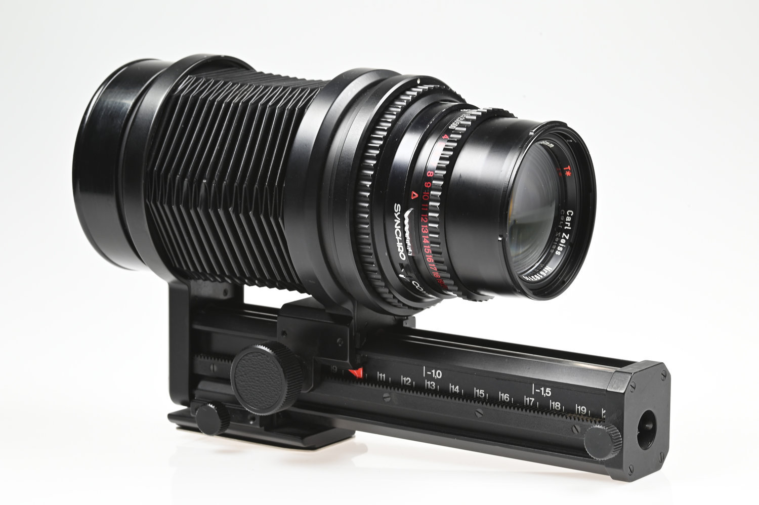 Gelegenheit Hasselblad Carl Zeiss S-Planar 135/5,6 T* + Hasselblad Balgengerät Zustand A-