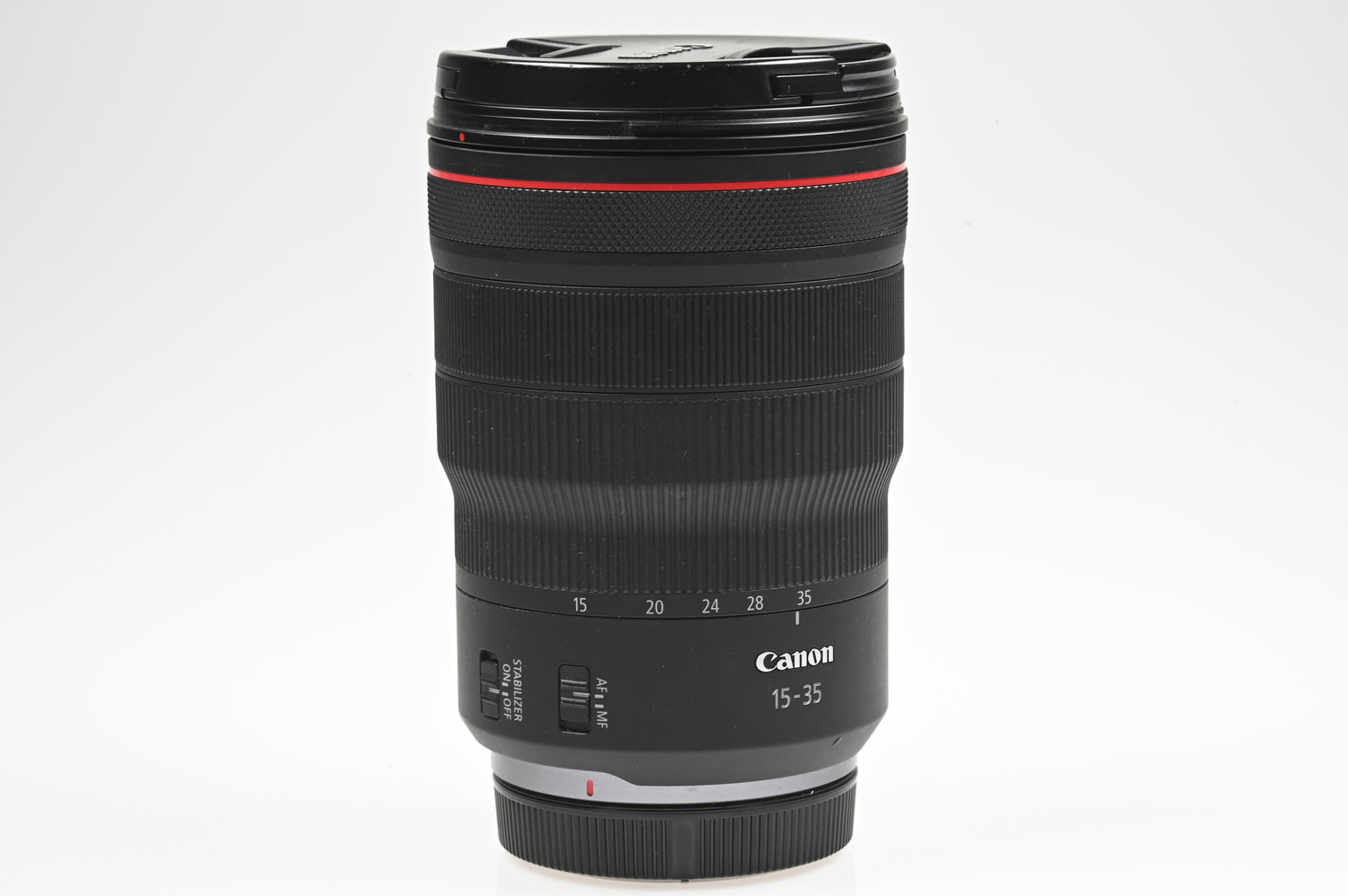 Gelegenheit Canon RF 15-35/2,8 L IS USM + Canon EW-88F Gegenlichtblende Zustand A-