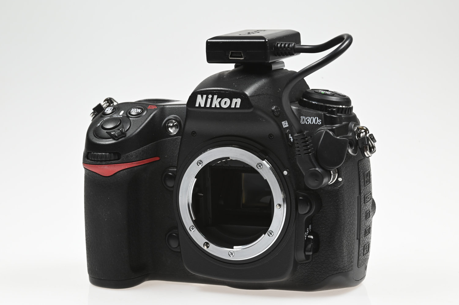 Gelegenheit Nikon D300s Gehäuse + di-GPS + Nikon Zubehör Zustand A-