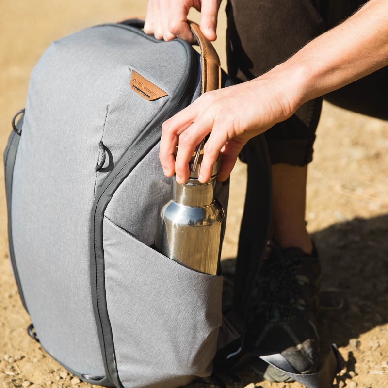 Peak Design Everday Backpack V2 Zip 15 Liter - Ash Hellgrau 0818373021498