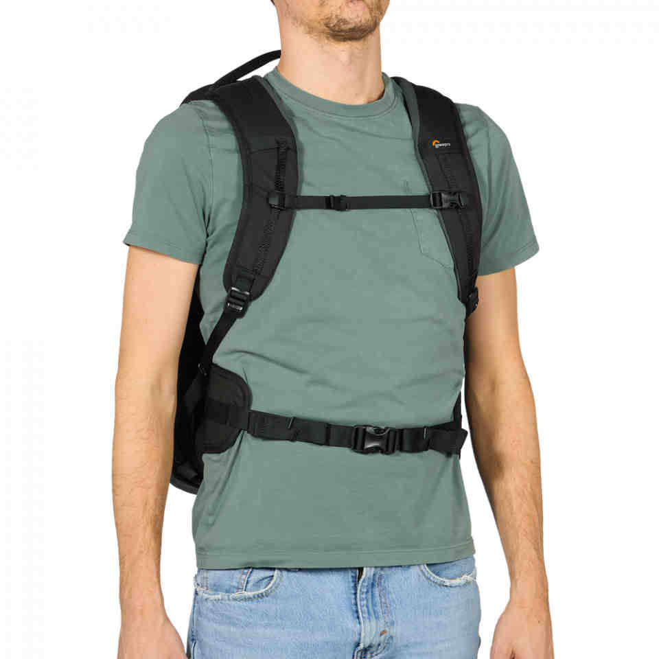 Lowepro Fastpack BP 450 AW IV, schwarz Foto Kamerarucksack