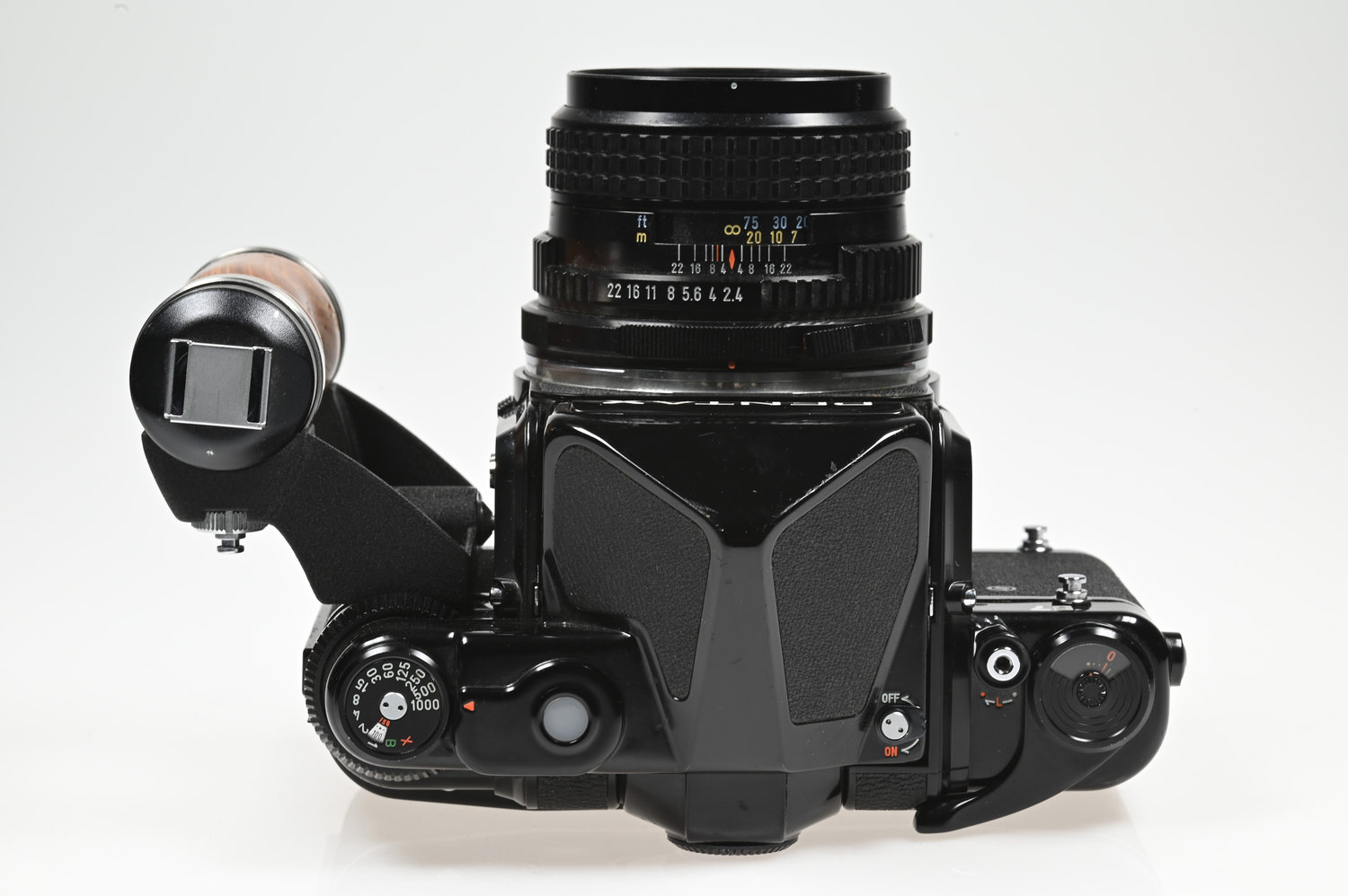 Gelegenheit Pentax 67 Gehäuse + Pentax 67 TTL Prismensucher + Pentax 67 SMC 105/2.4 + Pentax 67 Handgriff Zustand B+