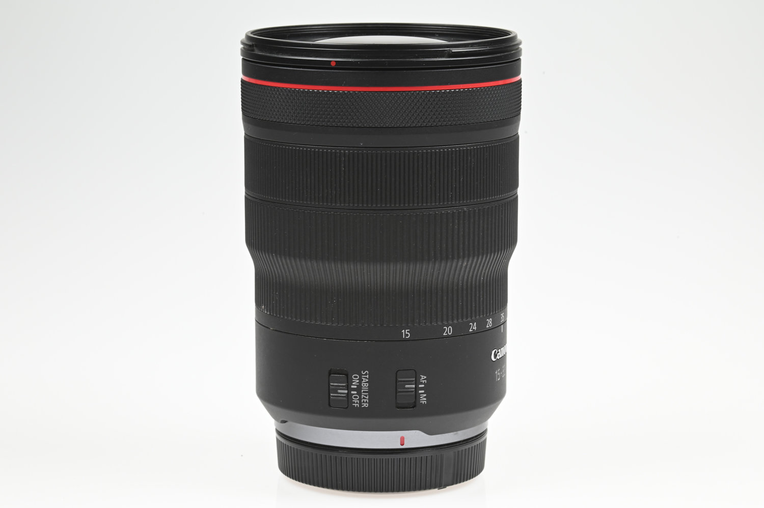 Gelegenheit Canon RF 15-35/2,8 L IS USM + Canon EW-88F Gegenlichtblende Zustand A-