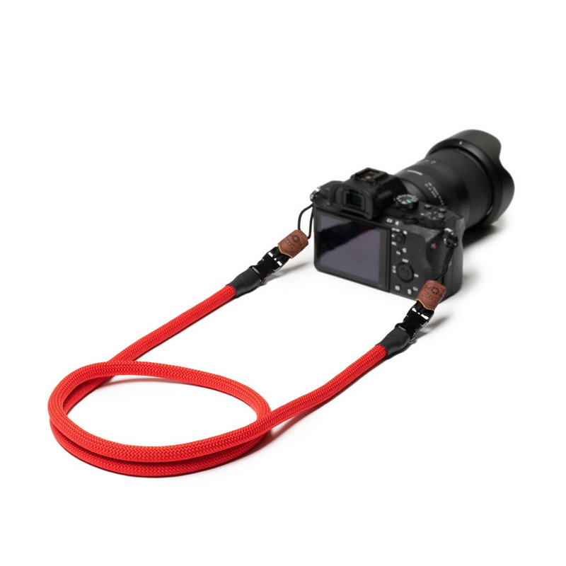 C-Rope Kameragurt “The Climber” aus Kletterseil Bright Red 125cm 4260572671008