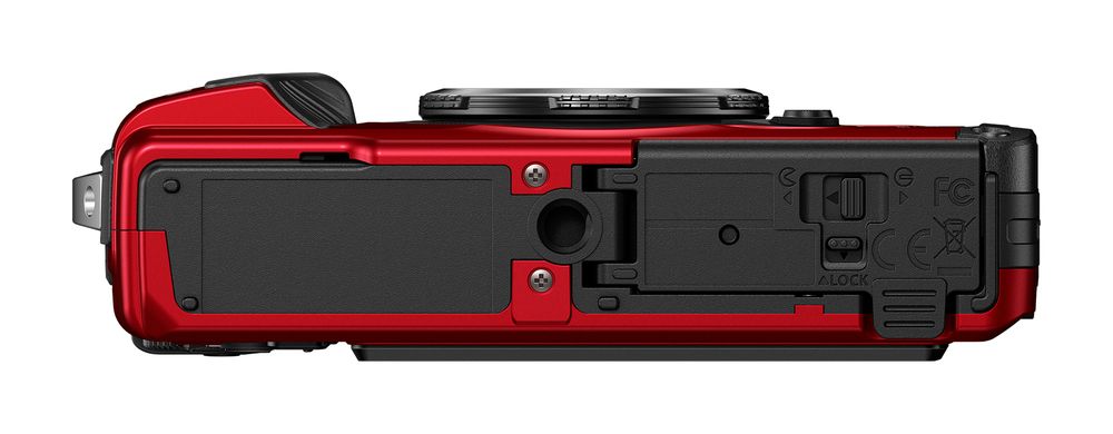 OM System TG7 rot 4545350055981