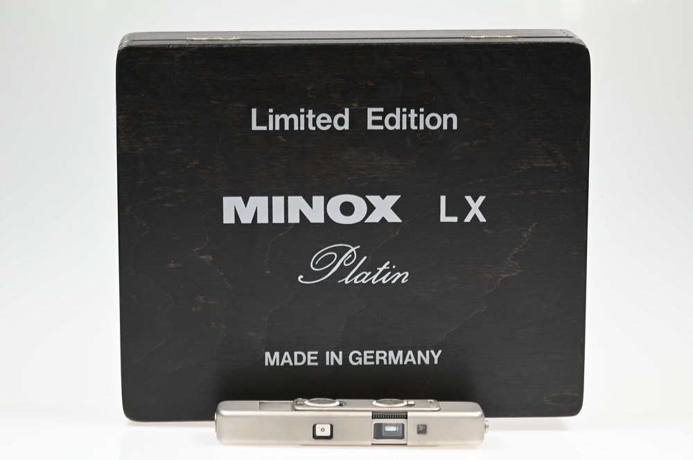 Gelegenheit Minox LX Limited Edition Platin 505/1000 + Minox Tragekette + Minox Holzbox Zustand B+