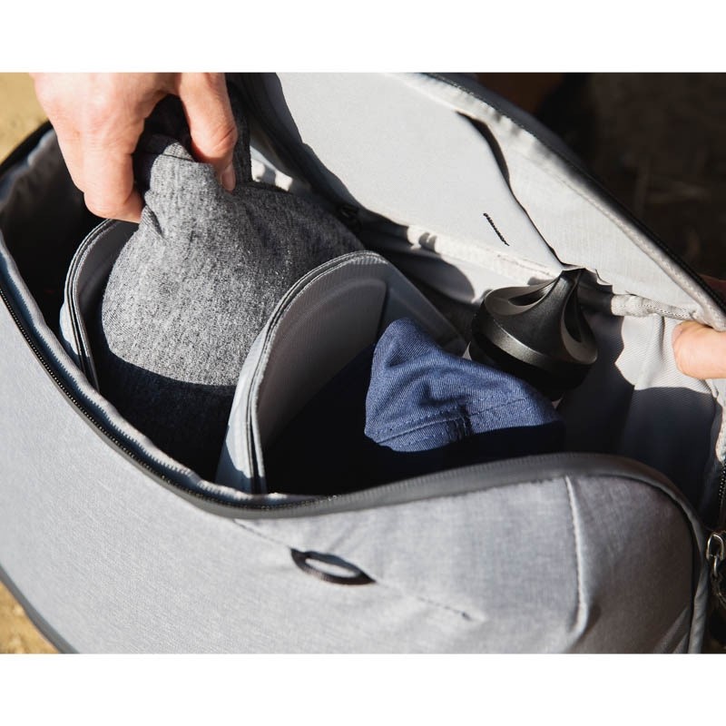 Peak Design Everday Backpack V2 Zip 15 Liter - Ash Hellgrau 0818373021498