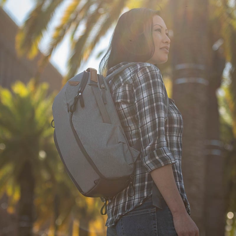 Peak Design Everday Backpack V2 Zip 15 Liter - Ash Hellgrau 0818373021498