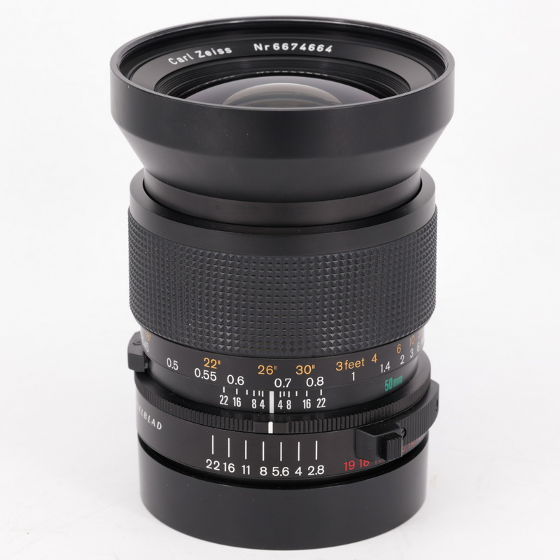 Gelegenheit Hasselblad Carl Zeiss Distagon  50/2,8 T* Zustand A 1712022030208